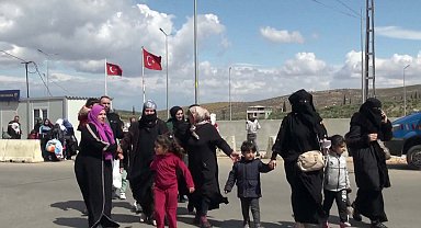 Suriyelilerin Cilvegözü'nden ülkelerine dönüşü sürüyor