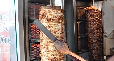 Tavuk döner zehirlenmesinde 'salmonella' uyarısı: Ölümle sonuçlanabilir