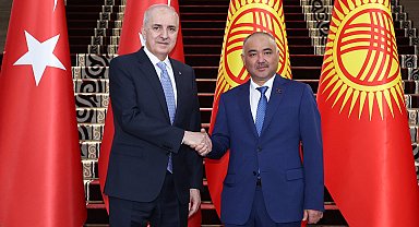 TBMM Başkanı Kurtulmuş, Kırgızistan Jogorku Keneş Başkanı Turgunbek Uulu ile bir araya geldi