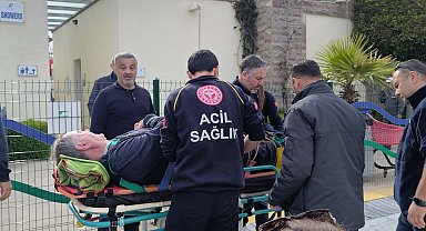 Teknede kalçasını kırdı; Yunan adasından deniz ambulansı ile getirildi