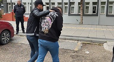 Tokat'ta 10 bin sentetik ecza hap ele geçirildi; 20 gözaltı