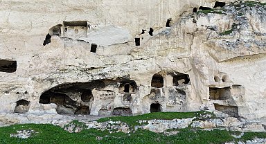 Tunceli'deki tarihi 'İn delikleri' turizme kazandırılıyor