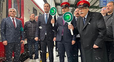 Turistik Diyarbakır Ekspresi, sezonun ilk seferine uğurlandı