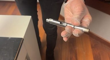 Uyuşturucu operasyonunda kalem görünümlü silah ele geçirildi