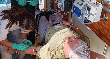 Yaralanan Alman turist, deniz ambulansıyla adadan tahliye edildi