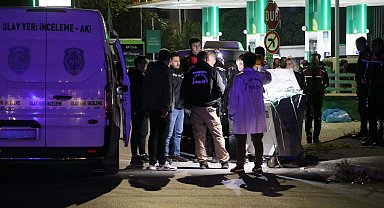 Yeni doğan bebeği çöp konteynerine annesi bırakmış