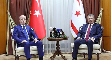 YÖK Başkanı Özvar, KKTC Başbakanı Üstel ile bir araya geldi