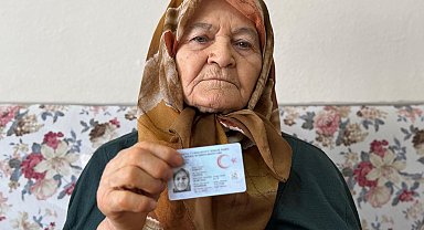 109 yaşındaki kadına 'Anneler Günü' kutlaması