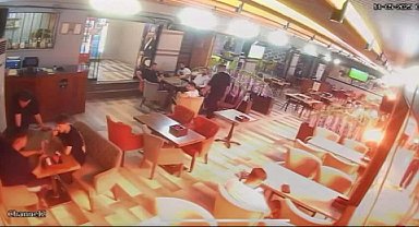 'Bomba patladı sandık, yukarıdan camlar düşüyordu'