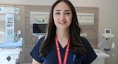 'Ebeler bir gebenin her zaman yanında olan sağlık çalışanıdır'