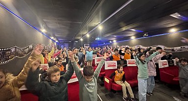 'Gezen Sinema' TIR'ı 895 bin seyirciye ulaştı