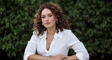 'Sıcak Büfe' oyuncularından Esra Kızıldoğan, karakterini anlattı