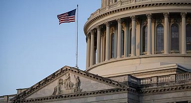 ABD Senatosu, California'nın 2035 itibarıyla benzinli araç satış yasağını engelledi