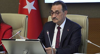 AK Partili Dönmez: Raporumuz, Türkiye'nin yapay zeka politikalarına yön verecek