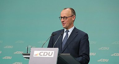 Almanya Başbakanı Merz, Trump ve Zelenskiy ile telefonda görüştü