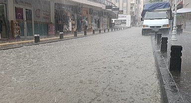 Amasya'da sağanak ve dolu etkili oldu