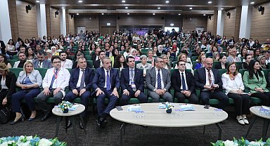 Ankara'da 'Ulusal Bütünleşik Hemşirelik ve Ebelik Kongresi'