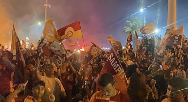 Aydın'da Galatasaray'ın şampiyonluğu kutlandı: Coşkulu bir aile bebeklerini yolun ortasında unuttu