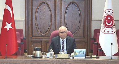 Bakan Güler: Hava Kuvvetlerimizi en gelişmiş silahlarla donatmaya devam edeceğiz