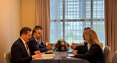 Bakan Kacır'dan Polonya'da diplomasi trafiği