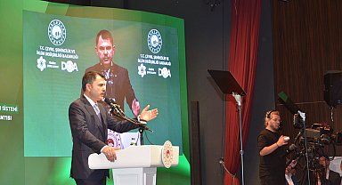 Bakan Kurum: Bu sistemle yılda 200 binden fazla pet şişe toplamayı hedefliyoruz