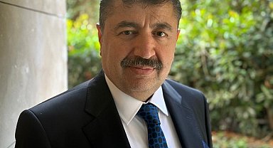 Bezmiâlem Vakıf Üniversitesi'nin yeni rektörü Prof. Dr. Adem Akçakaya oldu