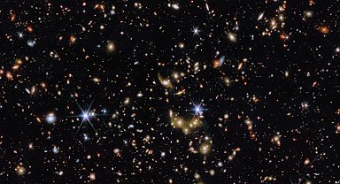 Binlerce galaksi tek karede görüntülendi