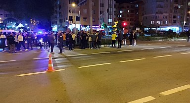 Bisikletle yolun karşısına geçmek isteyen Eymen, kamyonetin çarpmasıyla öldü