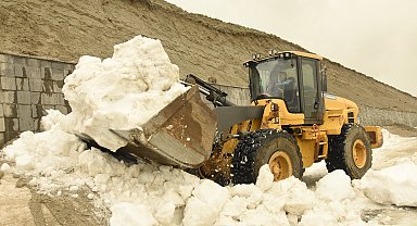 Bitlis'te karla mücadele bitti; 25 milyon TL harcandı