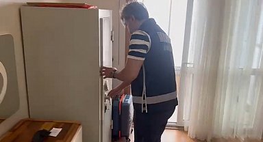 Bursa'da 1013 adet altın ve gümüş sikke ile kağıt para geçirildi