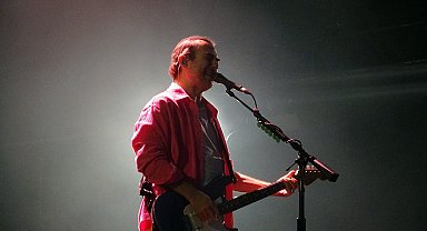 Bursa'da 19 Mayıs kutlamaları kapsamında Mor ve Ötesi ile Hayko Cepkin konser verdi