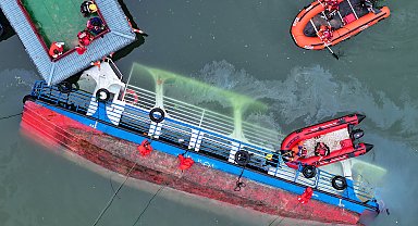 Çin'de turist tekneleri alabora oldu: 9 ölü, 70 yaralı