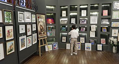 Çınar Uluslararası Kültür ve Sanat Derneği'nin yeni sergisi açıldı