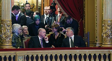 Cumhurbaşkanı Erdoğan, Macaristan Başbakanı Orban ile kültürel programa katıldı