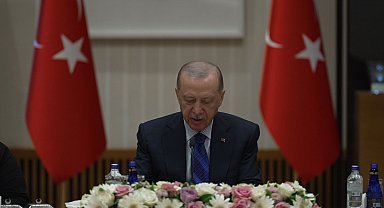 Cumhurbaşkanı Erdoğan: Tüm çalışanlarımızla Türkiye'yi çok daha güçlü yarınlara taşıyacağız
