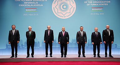 Cumhurbaşkanı Erdoğan, Türk Devletleri Teşkilatı Gayriresmi Zirvesi'ne katılan liderlerle sohbet etti