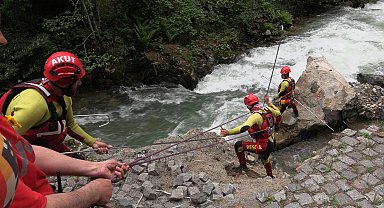 Derede kaybolan Faisal'i arama çalışmalarında 2'nci gün