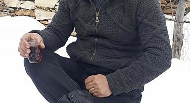 Devrilen traktörün sürücüsü öldü, eşi yaralandı