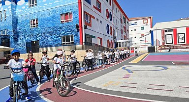 Dünya Bisiklet Gününde pedallar gelecek için dönecek