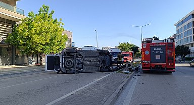 Ekip otosu kaza yaptı: 2'si polis, 5 yaralı
