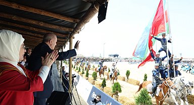 Emine Erdoğan, 7'nci Etnospor Kültür Festivali'ni ziyaret etti