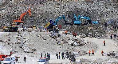 Endonezya'da taş ocağında göçük: 10 ölü