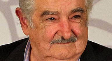 Eski Uruguay Devlet Başkanı Jose Mujica hayatını kaybetti