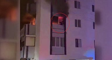 Evde çıkan yangında anne-baba öldü, zihinsel engelli oğulları ağır yaralandı