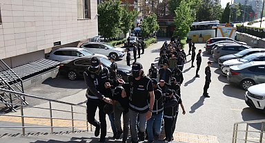 FETÖ'nün döner zincirine operasyonda 23 gözaltı