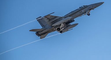 Finlandiya'da savaş uçağı düştü