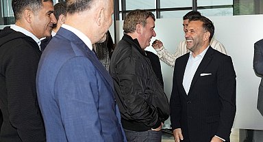 Galatasaray camiası UEFA Kupası zaferinin 25. yıl dönümünde buluştu