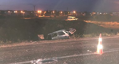 Gaziantep'te kamyonet ile otomobil çarpıştı: 3 yaralı