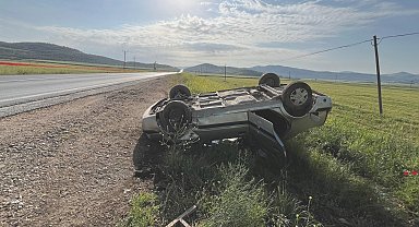 Gaziantep'te otomobil şarampole devrildi: 4 yaralı