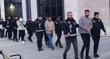 Gökçeada'da 2 aileye yönelik 'nitelikli yağma' operasyonunda 9 tutuklama